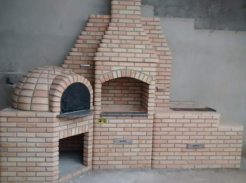 Churrasqueira-pre-moldada-com-forno-de-pizza.jpg